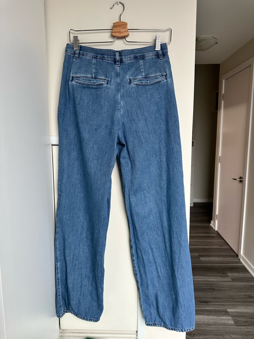 COS ($169) High Waisted Wide Leg Jeans | Minimalist Pleated Front Denim | Size 6 - Picture 13 of 16